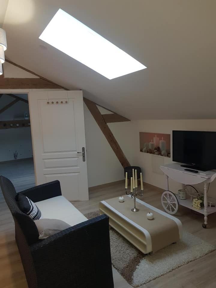 Gite Les Longeres Montazeau Екстер'єр фото